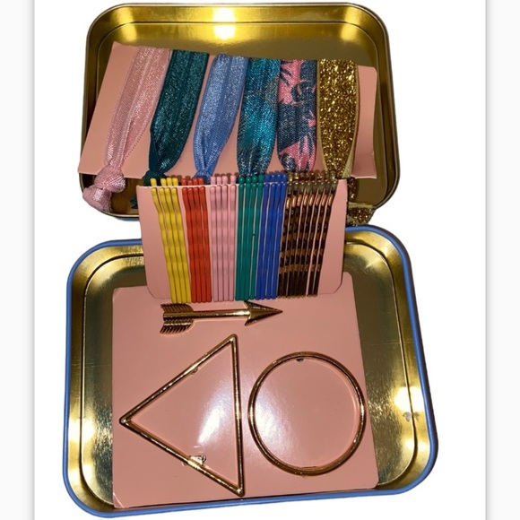 Pretty Useful Tools Accessories - Pretty Useful Tools Hair Accessories Set 3 Clips, 28 Bobby-pins, & 6 Hair Ties.